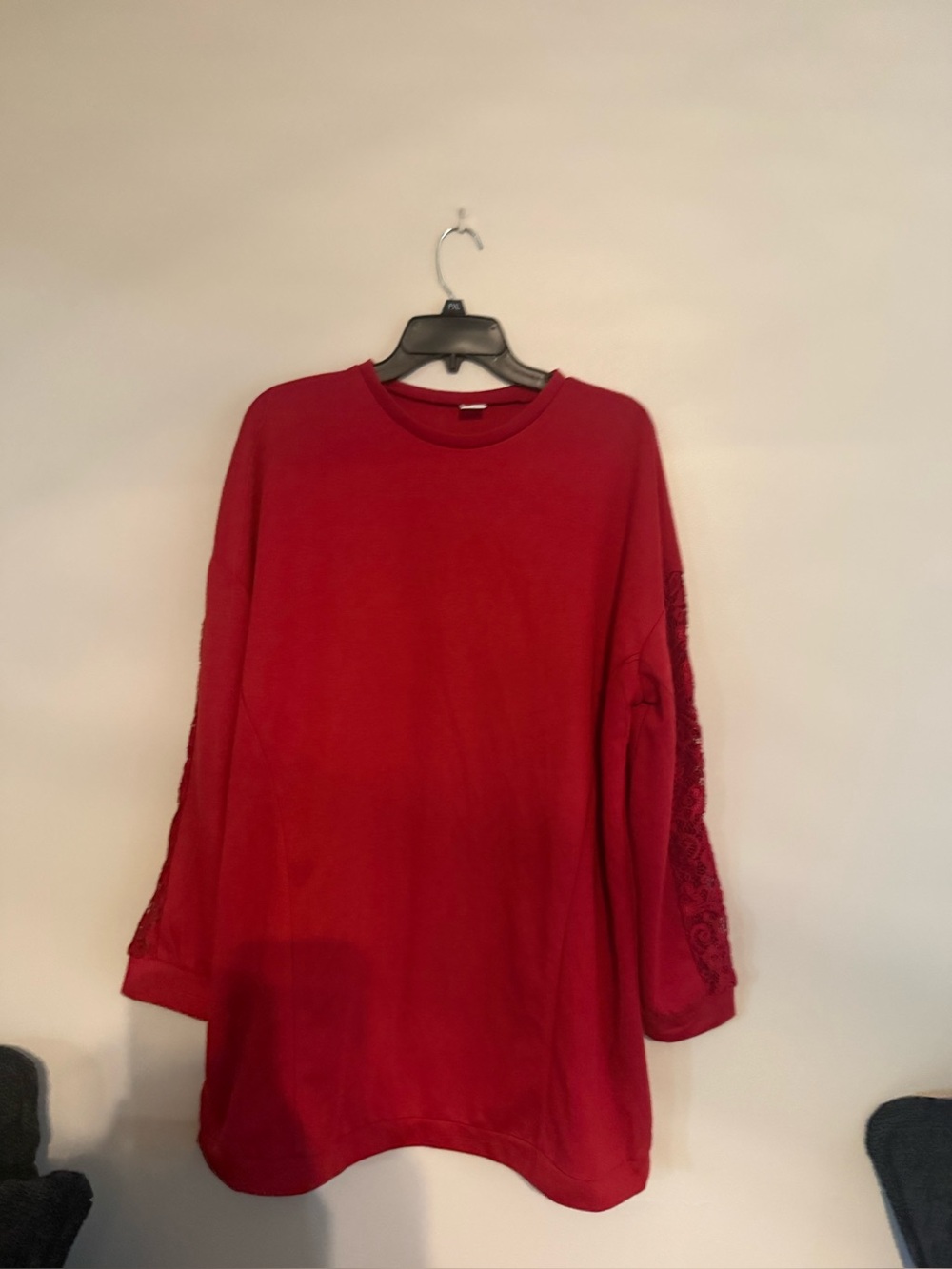 Women’s Long Sleeve Embroidered Sleeve Top - Red m